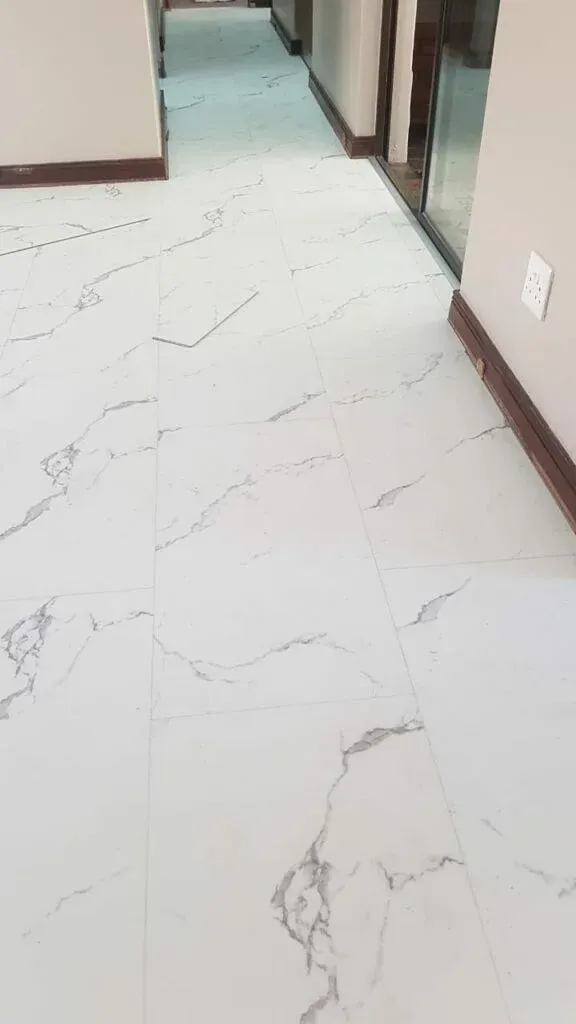Series 550 Whire Marble